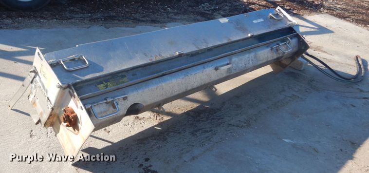 image for item GT9546 Stainless steel tailgate spreader