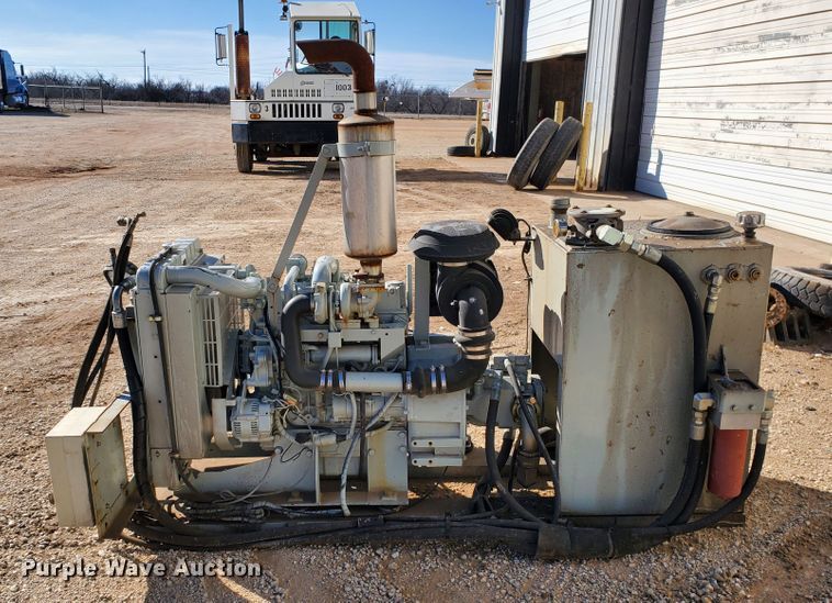 image for item HC9152 Kubota V3800-DI-T  engine