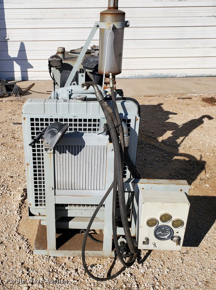 image for item HC9152 Kubota V3800-DI-T  engine