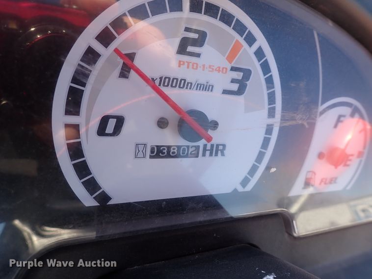 image for item HC9807 Kubota B2320HSD  MFWD tractor