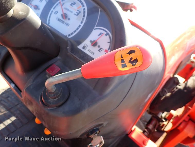 image for item HC9807 Kubota B2320HSD  MFWD tractor