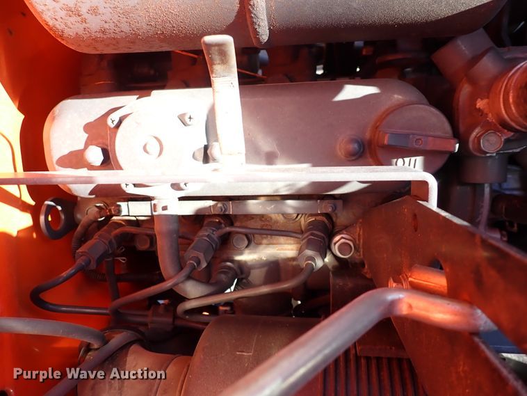 image for item HC9807 Kubota B2320HSD  MFWD tractor