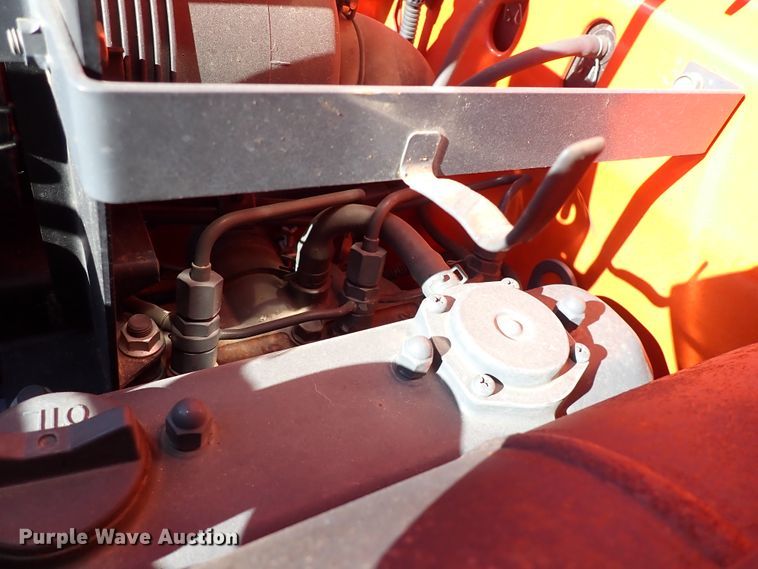 image for item HC9807 Kubota B2320HSD  MFWD tractor