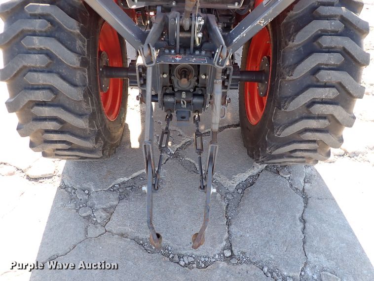 image for item HC9807 Kubota B2320HSD  MFWD tractor