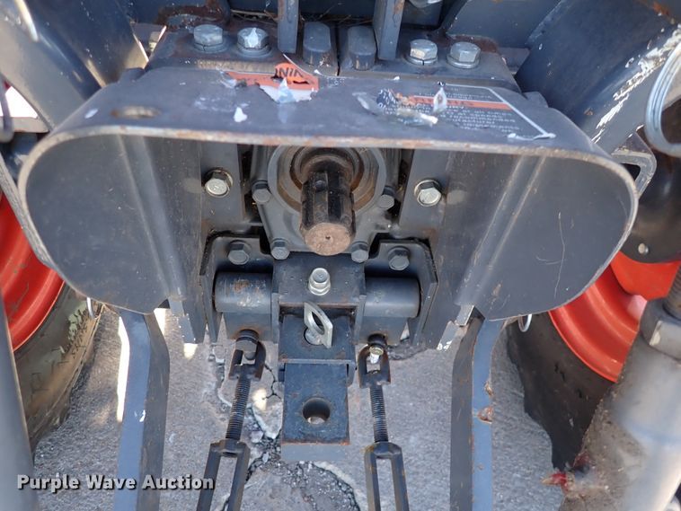 image for item HC9807 Kubota B2320HSD  MFWD tractor