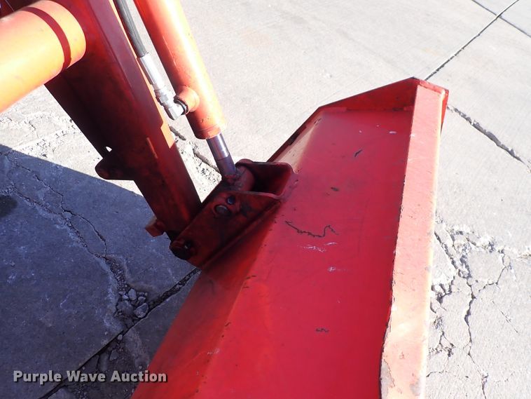 image for item HC9807 Kubota B2320HSD  MFWD tractor