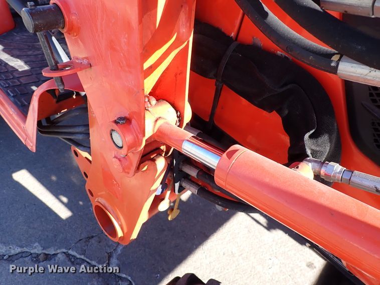 image for item HC9807 Kubota B2320HSD  MFWD tractor