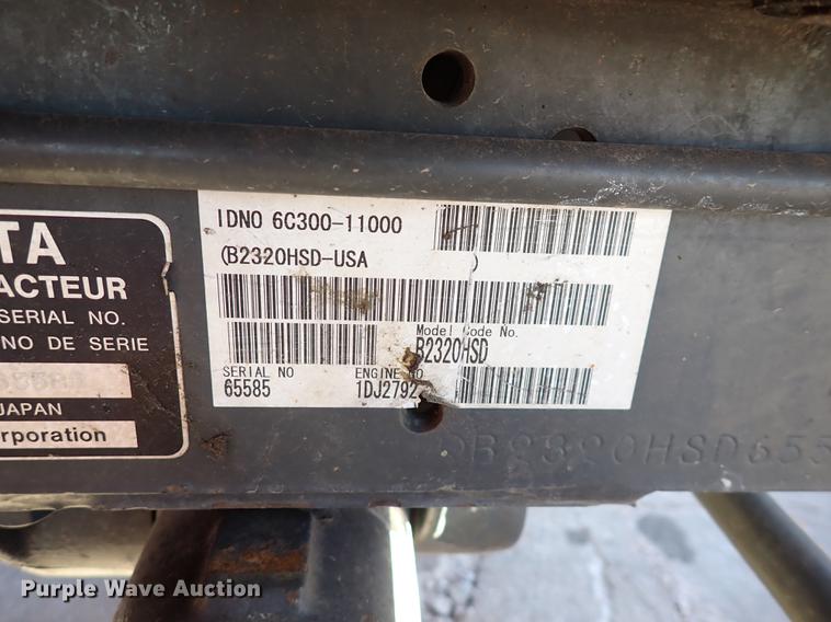 image for item HC9807 Kubota B2320HSD  MFWD tractor