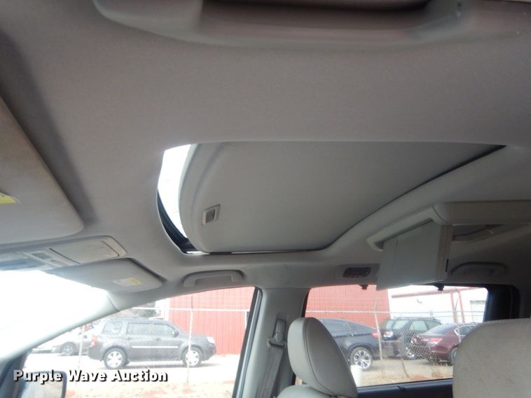 image for item HG9774 2013 Honda Odyssey  van