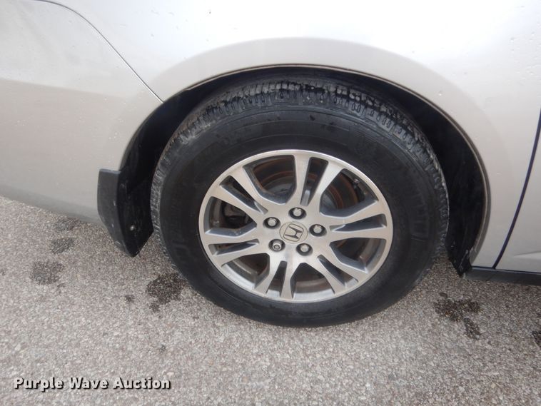 image for item HG9774 2013 Honda Odyssey  van