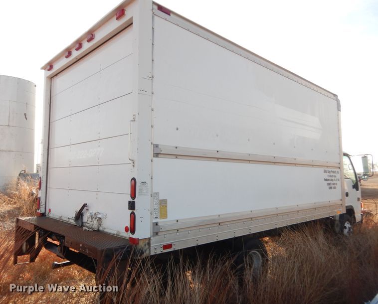 image for item HG9789 2003 GMC W4500  box truck