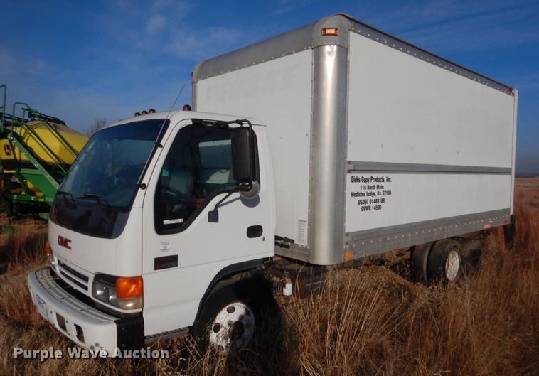 image for item HG9789 2003 GMC W4500  box truck