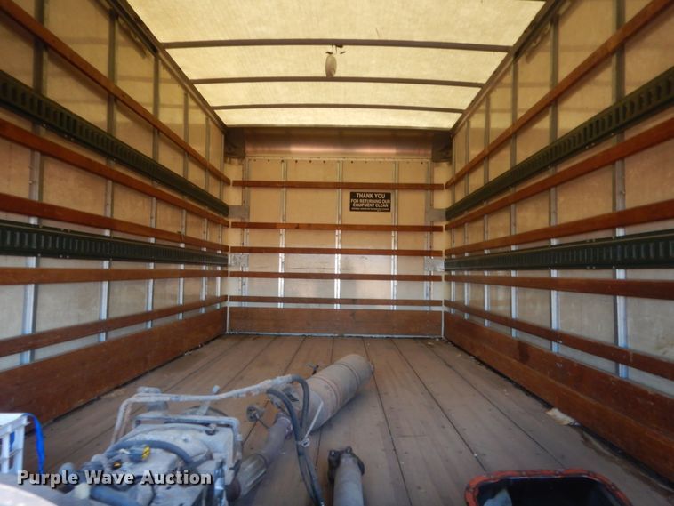 image for item HG9789 2003 GMC W4500  box truck