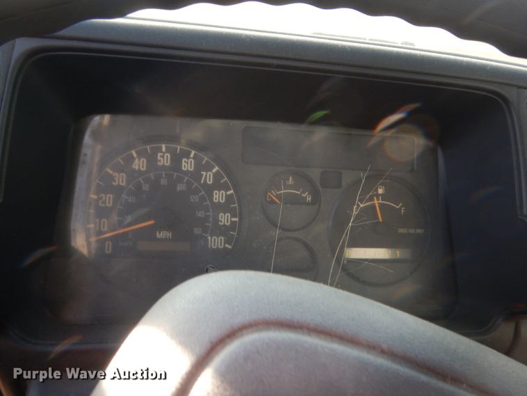 image for item HG9789 2003 GMC W4500  box truck