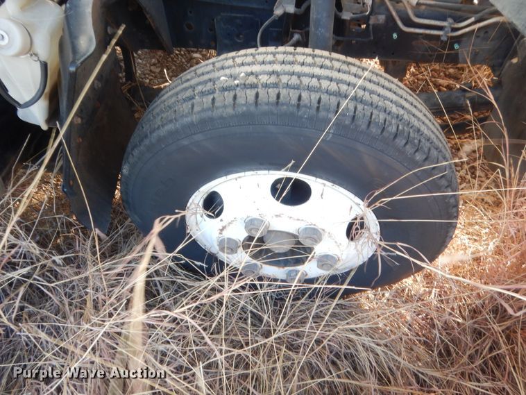 image for item HG9789 2003 GMC W4500  box truck