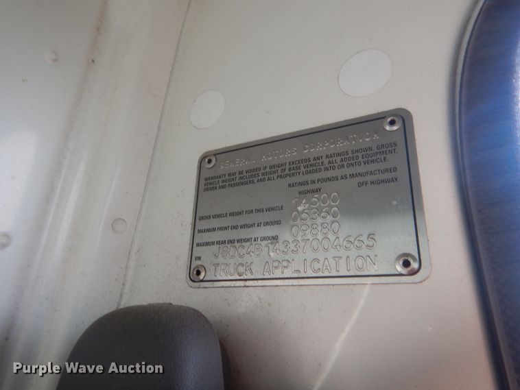 image for item HG9789 2003 GMC W4500  box truck