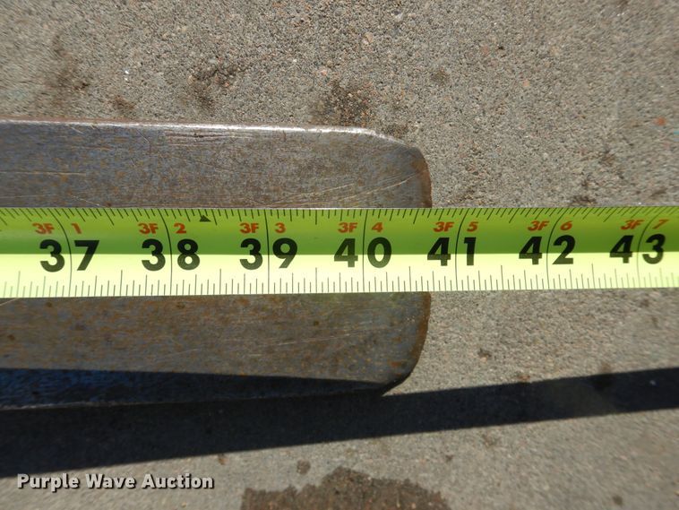 image for item HI9025 Clark DF7735  forklift