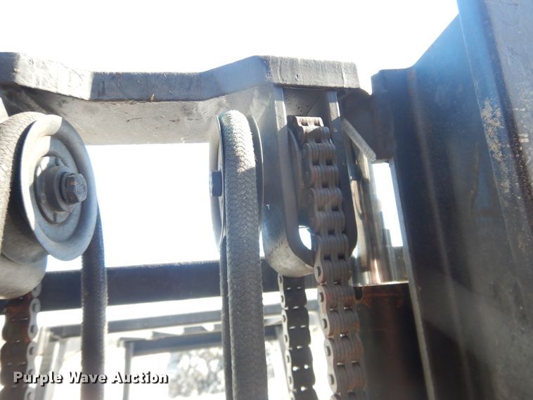 image for item HI9025 Clark DF7735  forklift