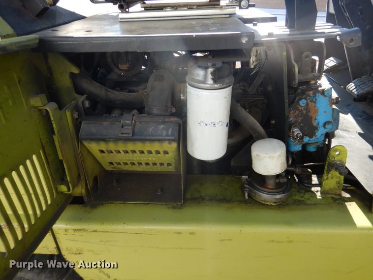 image for item HI9025 Clark DF7735  forklift