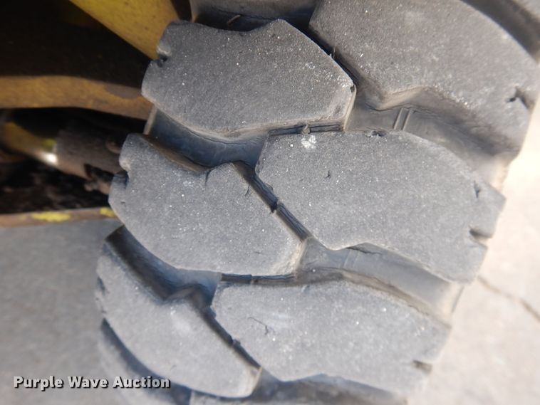 image for item HI9025 Clark DF7735  forklift