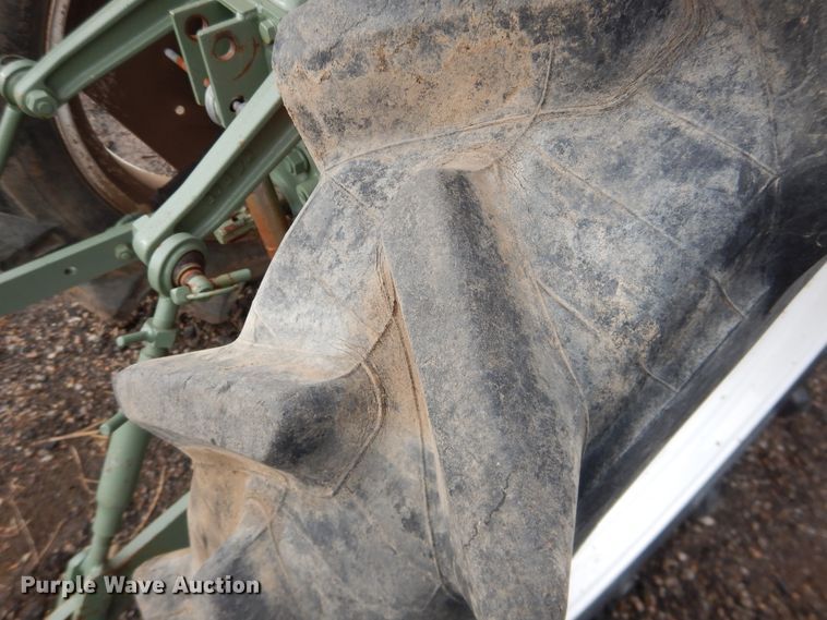 image for item HI9030 Yanmar YM2000  tractor