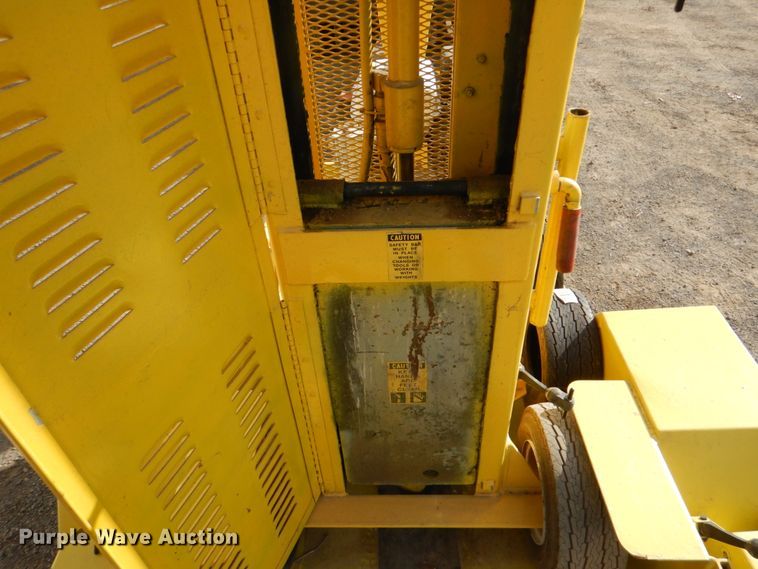 image for item HL9272 Allmand EZ650 drop hammer