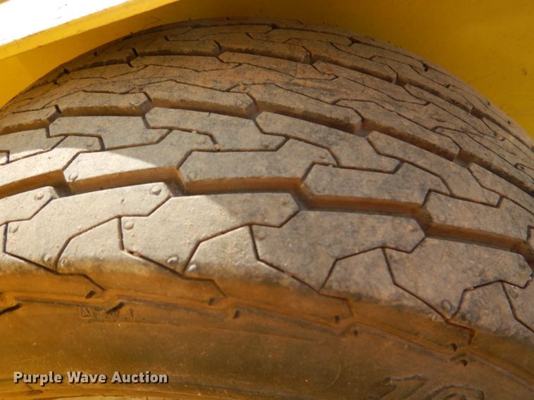 image for item HL9272 Allmand EZ650 drop hammer