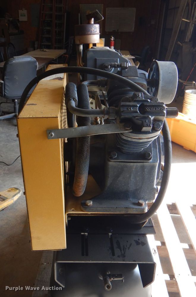 image for item HL9274 Air compressor