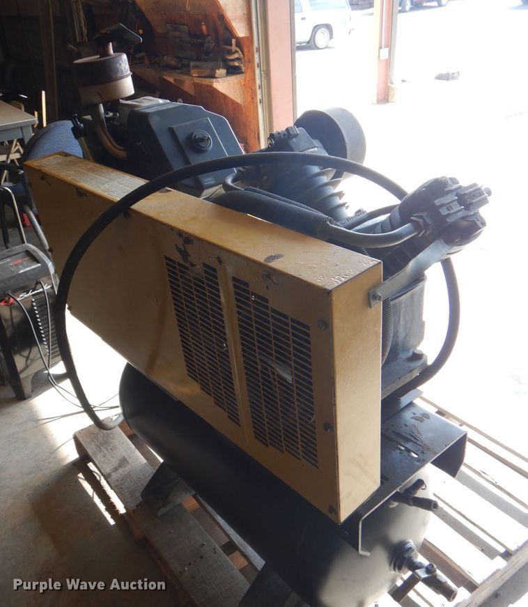 image for item HL9274 Air compressor