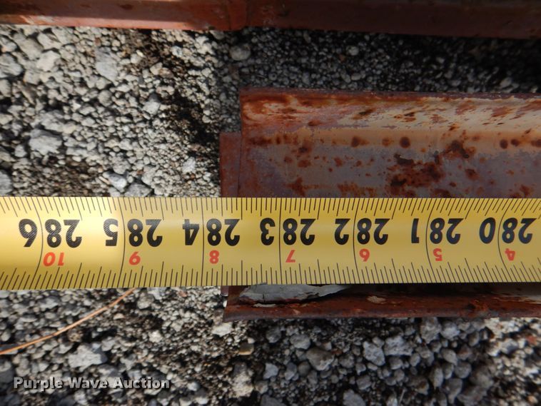 image for item HL9284 (3) joists