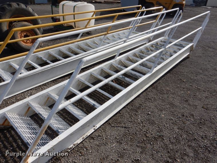 image for item HL9285 16'L x 35"W metal staircase