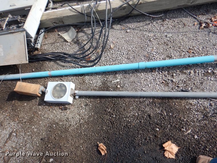 image for item HL9287 (6) temporary service poles