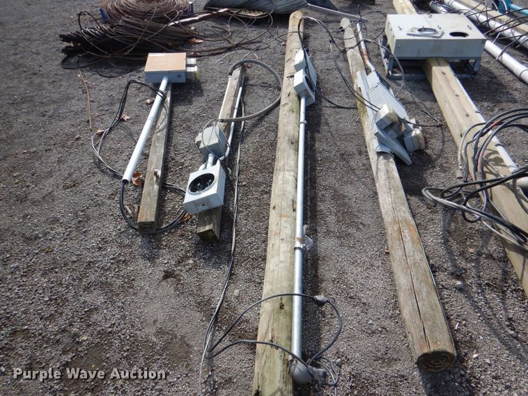 image for item HL9287 (6) temporary service poles