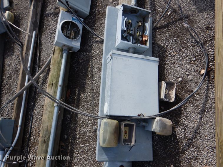 image for item HL9287 (6) temporary service poles