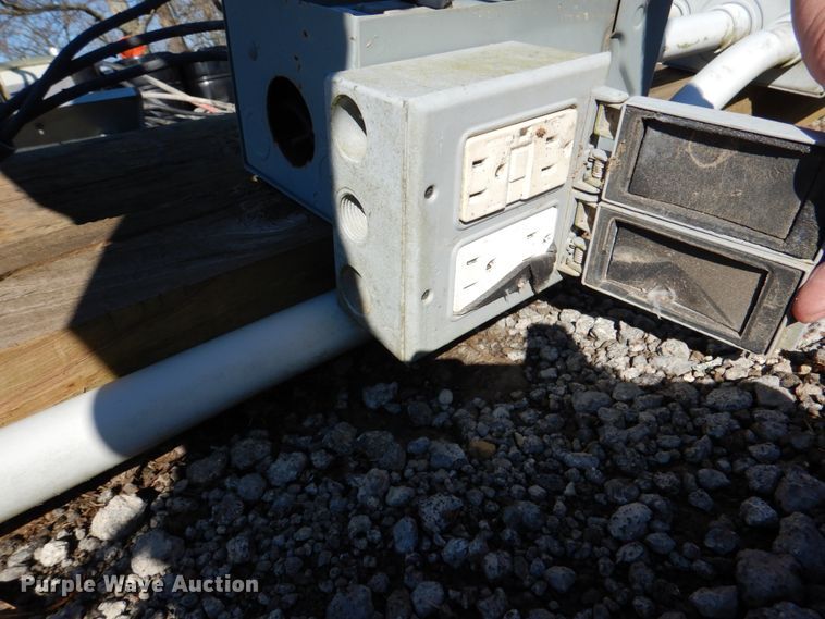 image for item HL9287 (6) temporary service poles