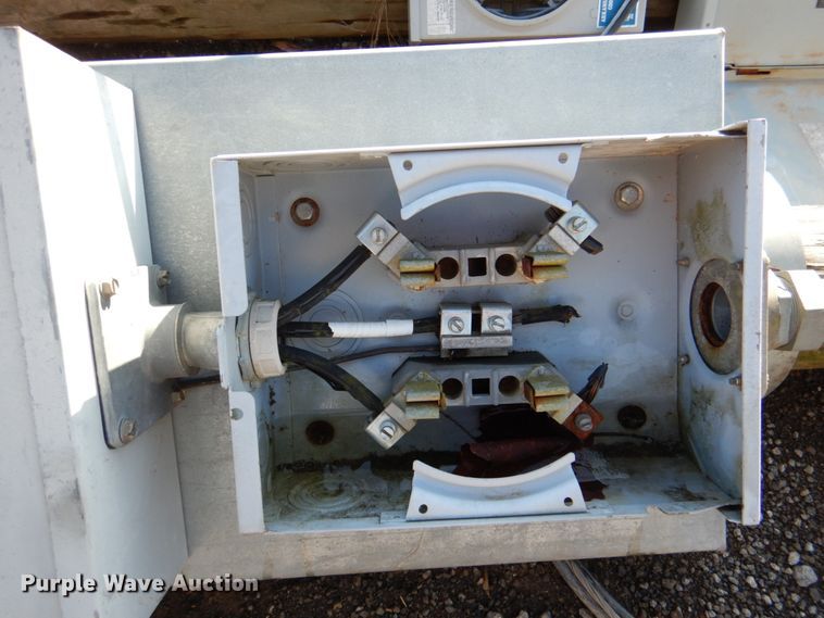 image for item HL9287 (6) temporary service poles