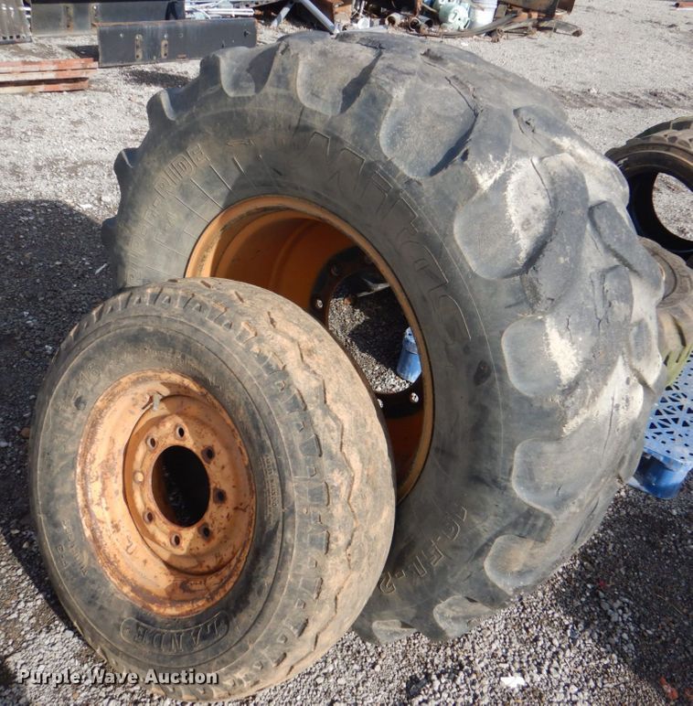 image for item HL9288 (2) tires and wheels