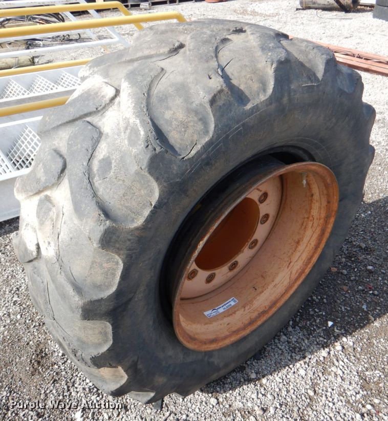 image for item HL9288 (2) tires and wheels