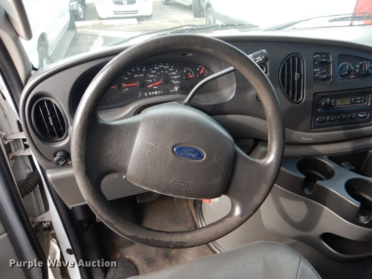 image for item HL9296 2007 Ford E250  handicap accessible van