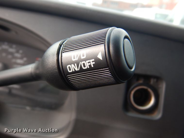 image for item HL9296 2007 Ford E250  handicap accessible van