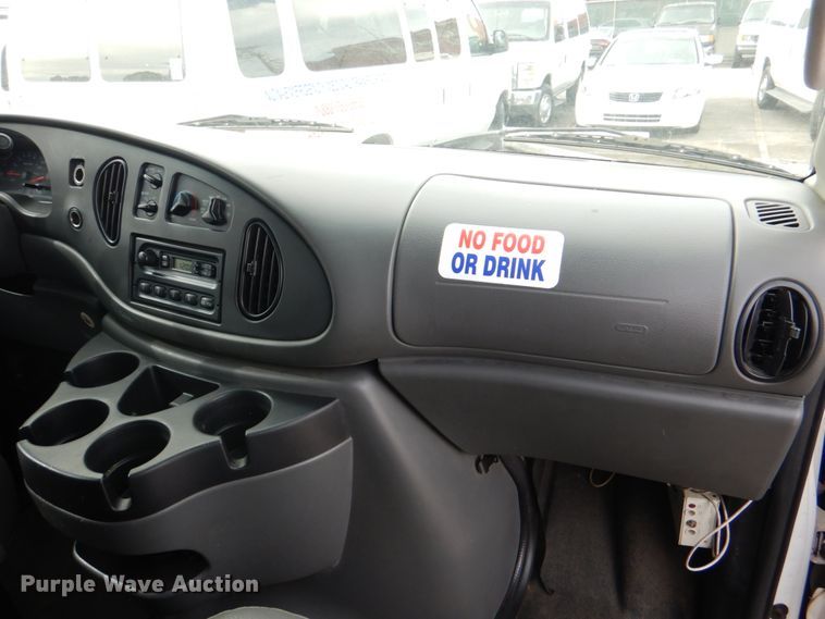 image for item HL9296 2007 Ford E250  handicap accessible van