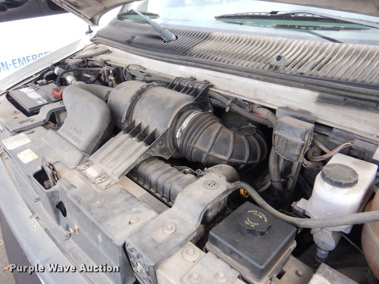 image for item HL9296 2007 Ford E250  handicap accessible van