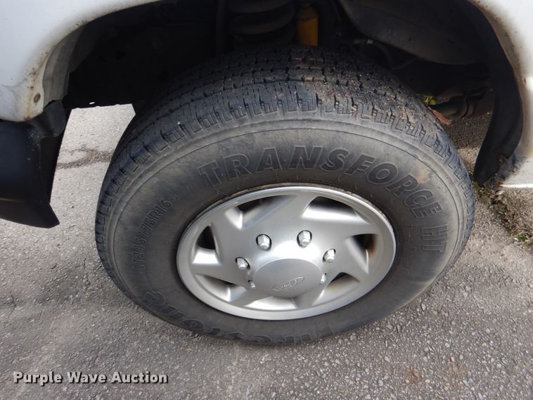 image for item HL9296 2007 Ford E250  handicap accessible van