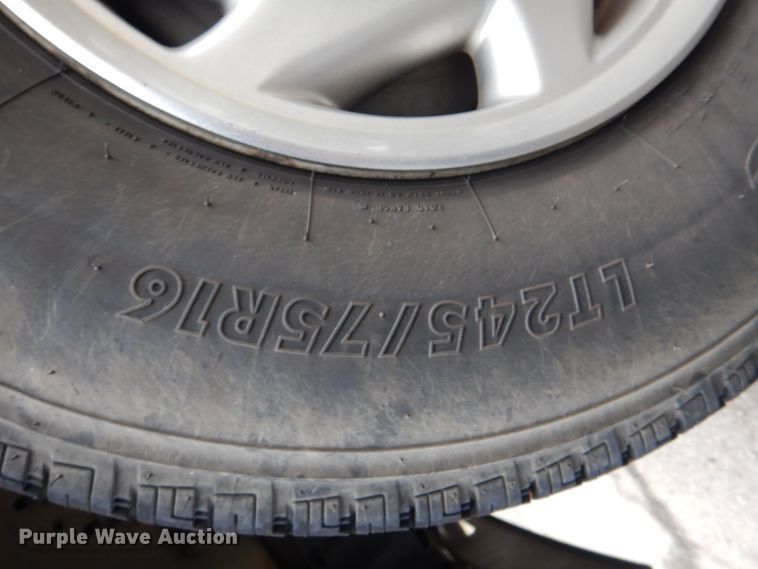 image for item HL9296 2007 Ford E250  handicap accessible van