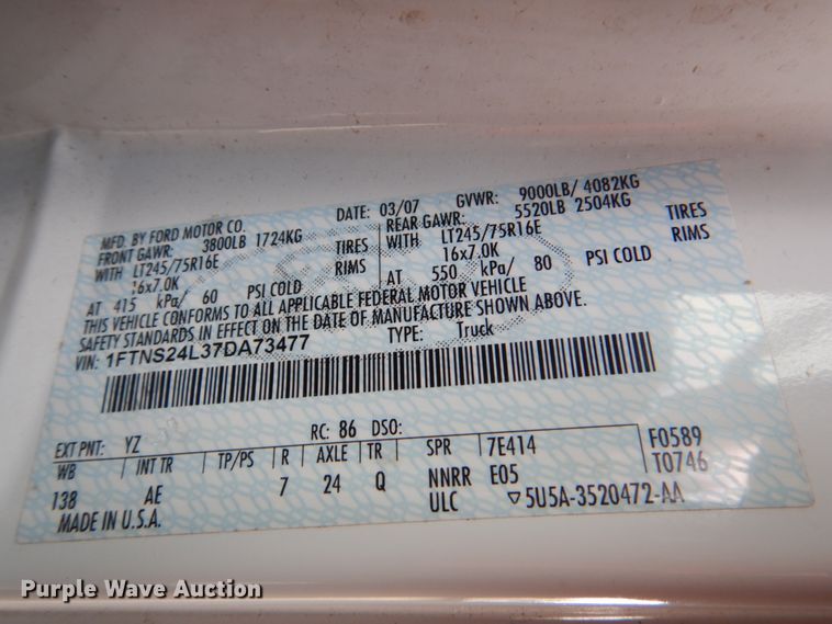 image for item HL9296 2007 Ford E250  handicap accessible van