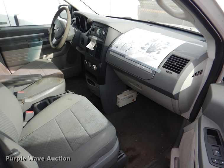 image for item HL9297 2010 Dodge Grand Caravan  van