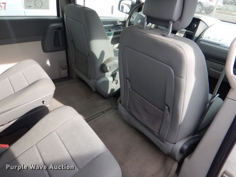 image for item HL9297 2010 Dodge Grand Caravan  van