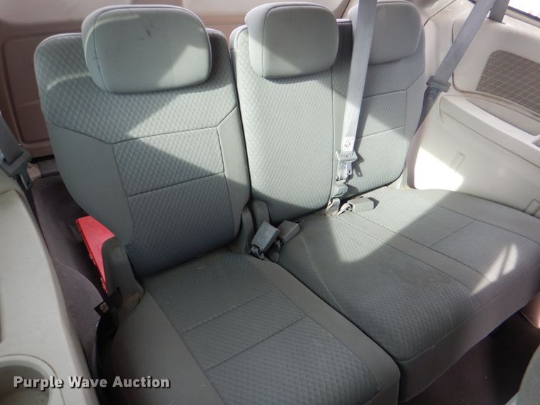 image for item HL9297 2010 Dodge Grand Caravan  van