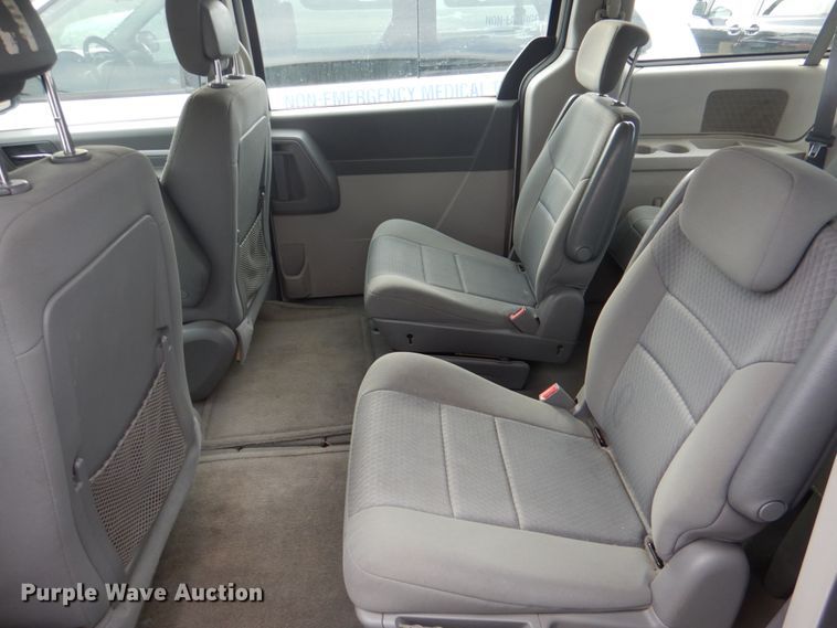 image for item HL9297 2010 Dodge Grand Caravan  van