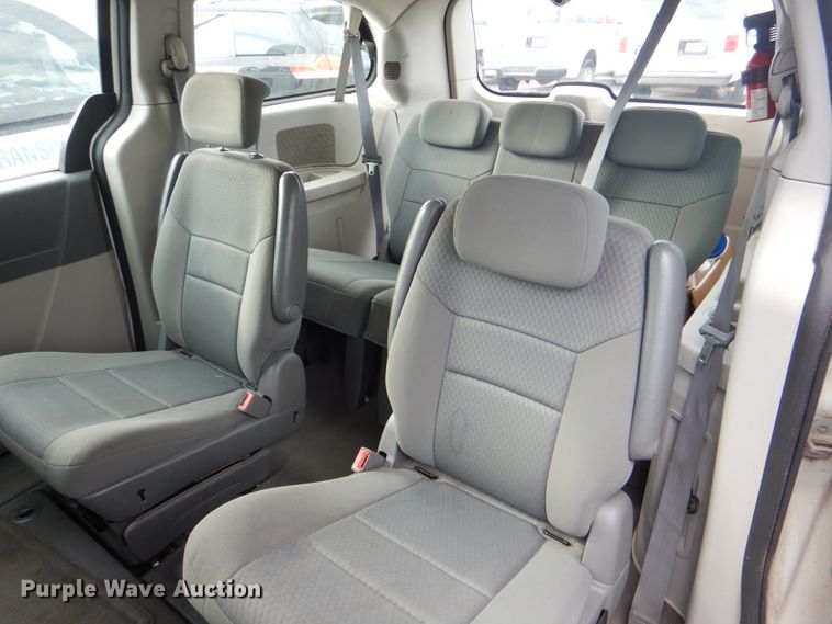 image for item HL9297 2010 Dodge Grand Caravan  van